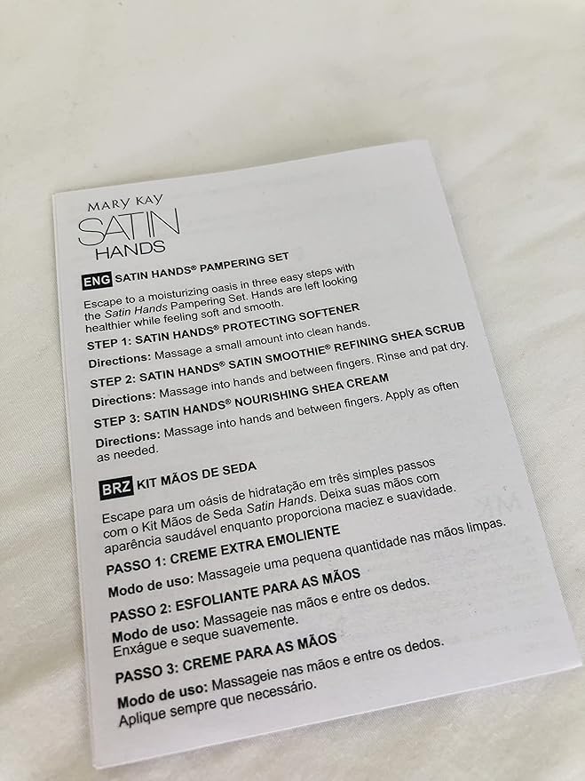 Mary Kay Satin Hands Pamering Set