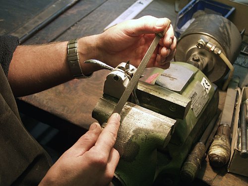 3 Swords Germany – brand quality stainless CUTICLE SKIN NIPPERS - REMOVER - CUTTER manicure pedicure grooming for professional fingernail & toenail care by 3 Swords