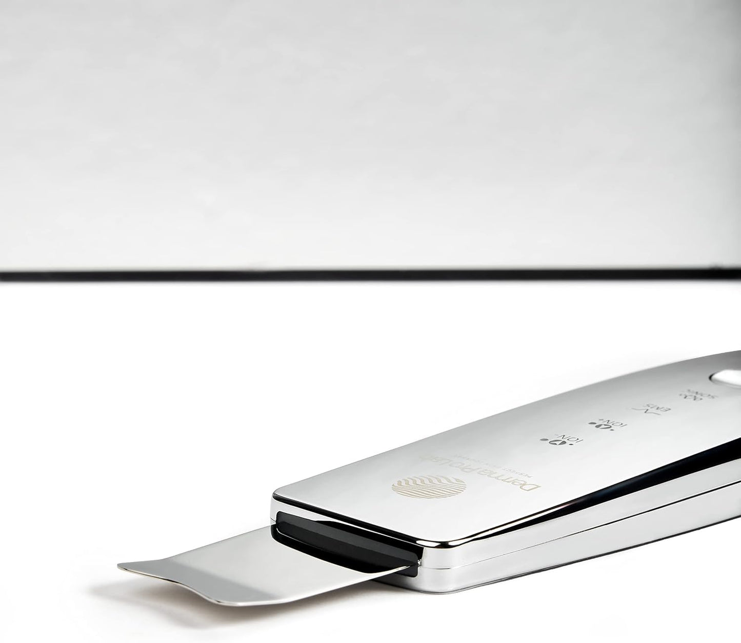 Derma Pro Lab Premium Skin Cleansing Scrubber - Advanced Skin Care Tool - LED 4 in 1 Blackhead and Blemish Remover - Dermatologically Tested