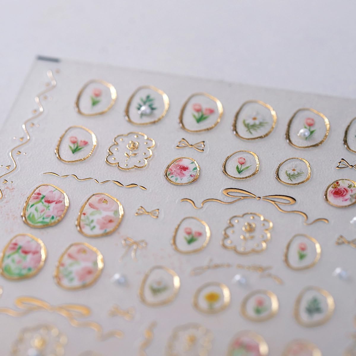 5D Embossed Flower Retro Mirror Nail Stickers Irregular Geometric Frames Nail Stickers Vintage Gold Hollow Designs Nail Decals Self-adhsive Nail Decals for Women DIY Manicure Decorations 1Sheet