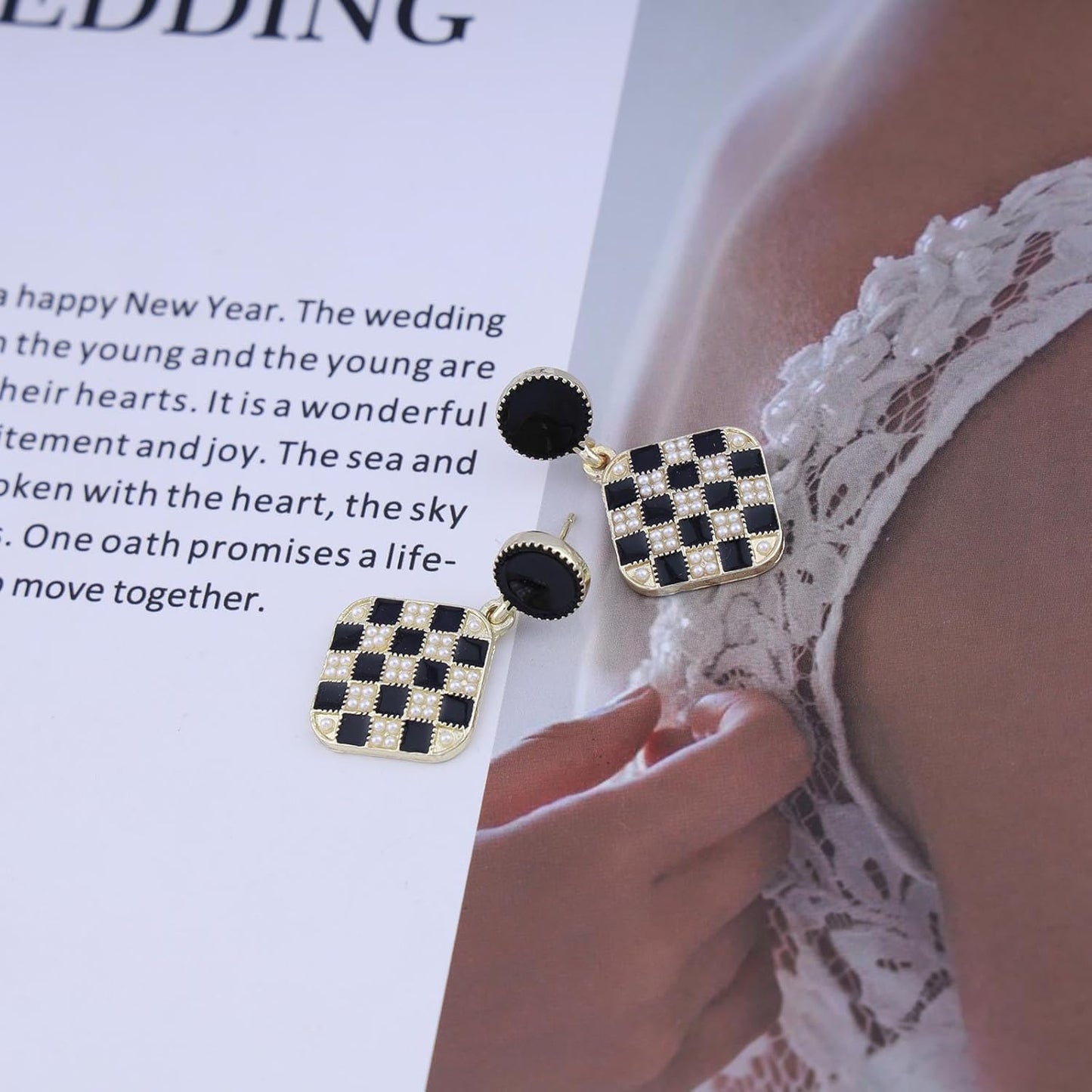 Vintage Black White Checkered Earrings Geometric Square Drop Earrings Square Checkered Earrings Black Disc Stud Earring Jewelry for Women