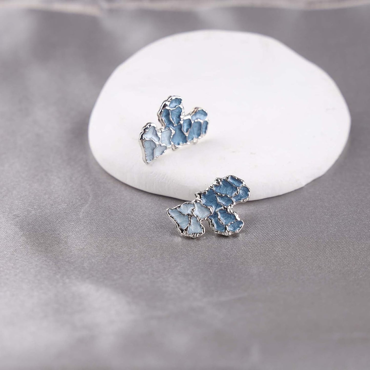 Vintage Blue Heart Stud Earrings Acrylic Heart Earrings Resin Blue Heart Earrings Double Love Heart Earrings Jewelry for Women