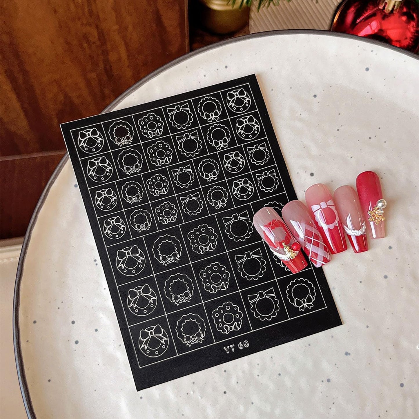 Christmas Airbrush Stencils Nail Sticker, Snowman Mistletoe Xmas Tree Nail Art Stickers Nail Stencils Decals, Holiday Design Winter Nail Guides Decal for Women Decoration DIY Tools 9Pcs