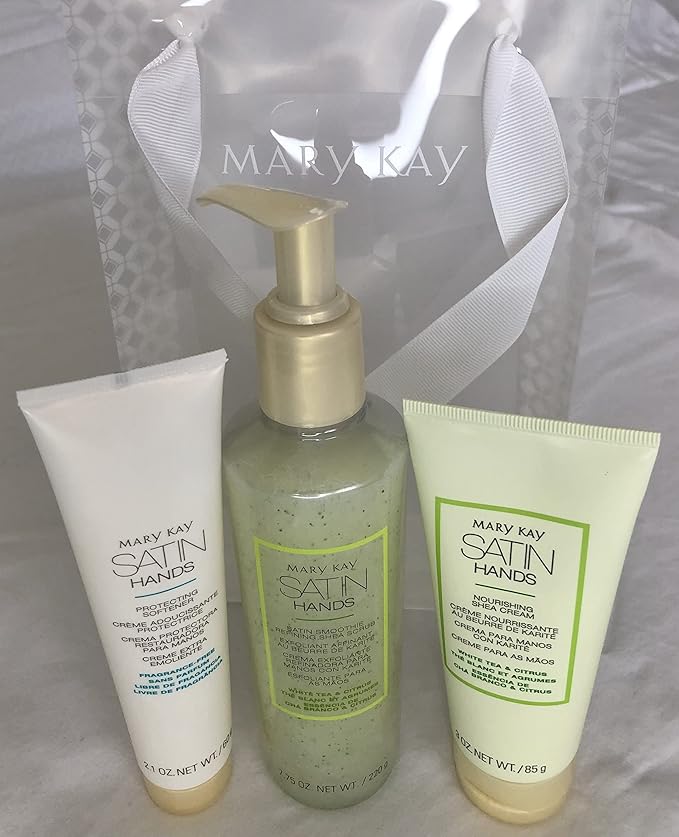 Mary Kay Satin Hands Pamering Set